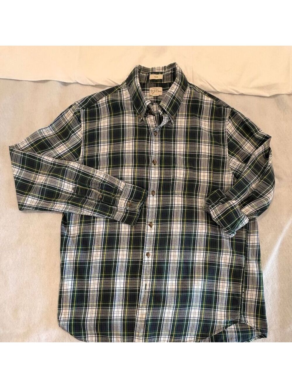 JCrew Men's Button Down in Navy Plaid size L